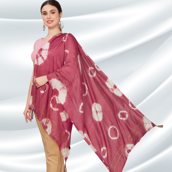 Maroon Tye-Dye Chanderi Dupatta With Zari Embellishment - Image 4